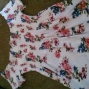 Bobbie Brooks XL flower shirt